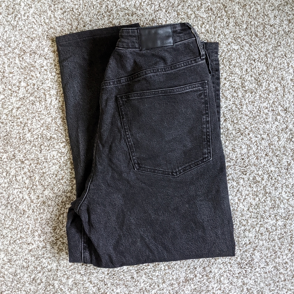 MADEWELL CURVY PERFECT VINTAGE JEAN IN WASHED BLACK -hemmed